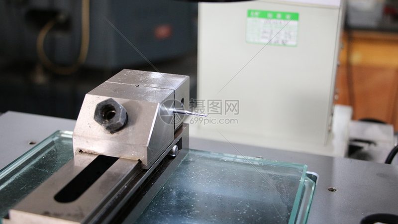 小型数控车铣复合机床：如何选对合适的产品？**